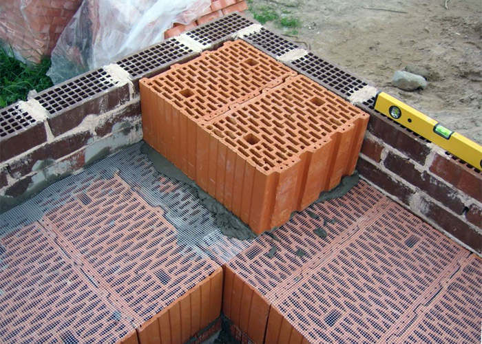 каменный дом - блоки из поризованной керамики